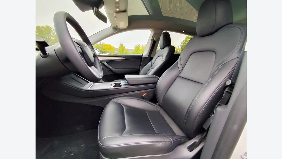 TESLA Model Y Y RWD