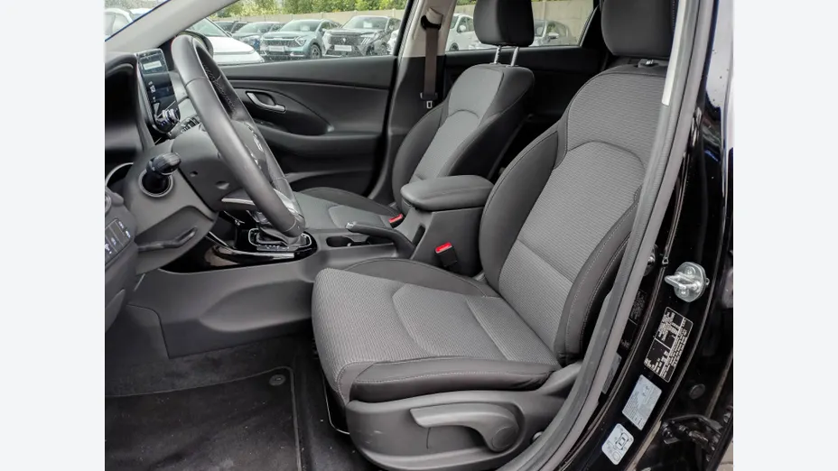 HYUNDAI i30 i30 1.0 T-GDI Modern DCT