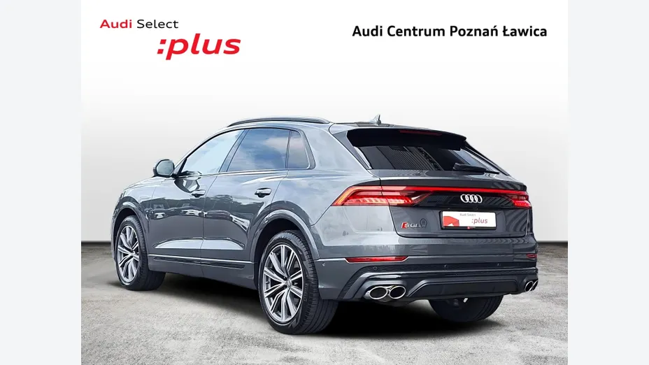 AUDI SQ8 -