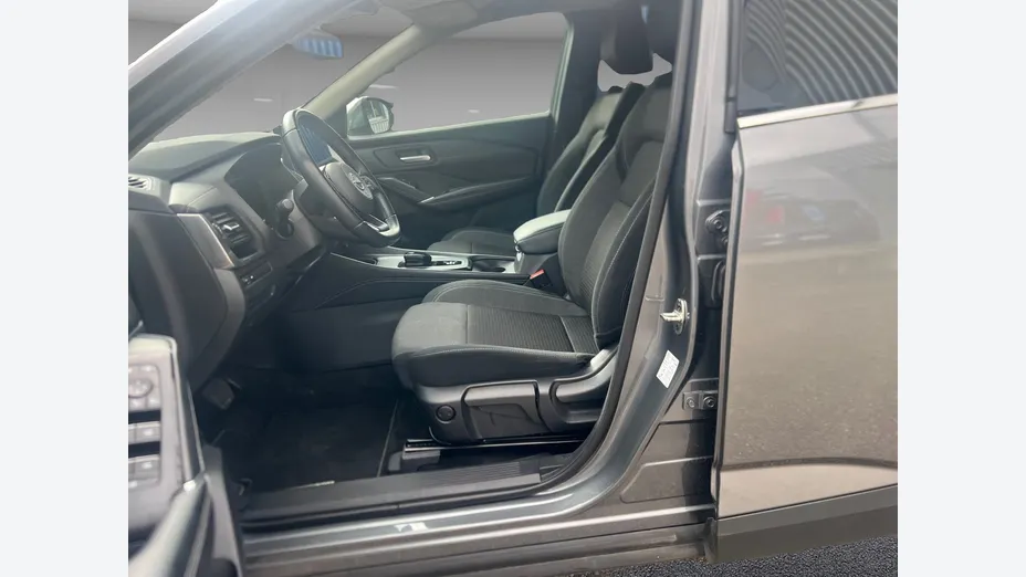 NISSAN Qashqai -