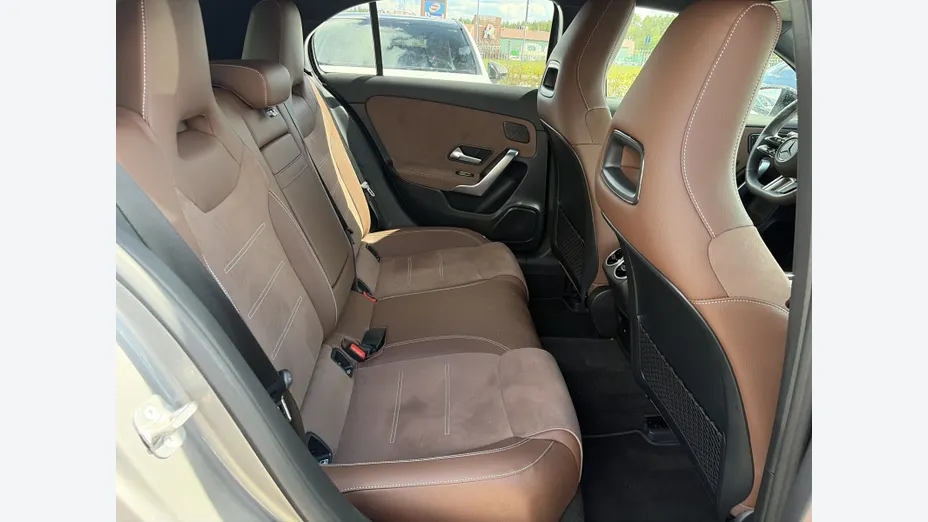 MERCEDES-BENZ A Klasa A 200 AMG Line 7G-DCT