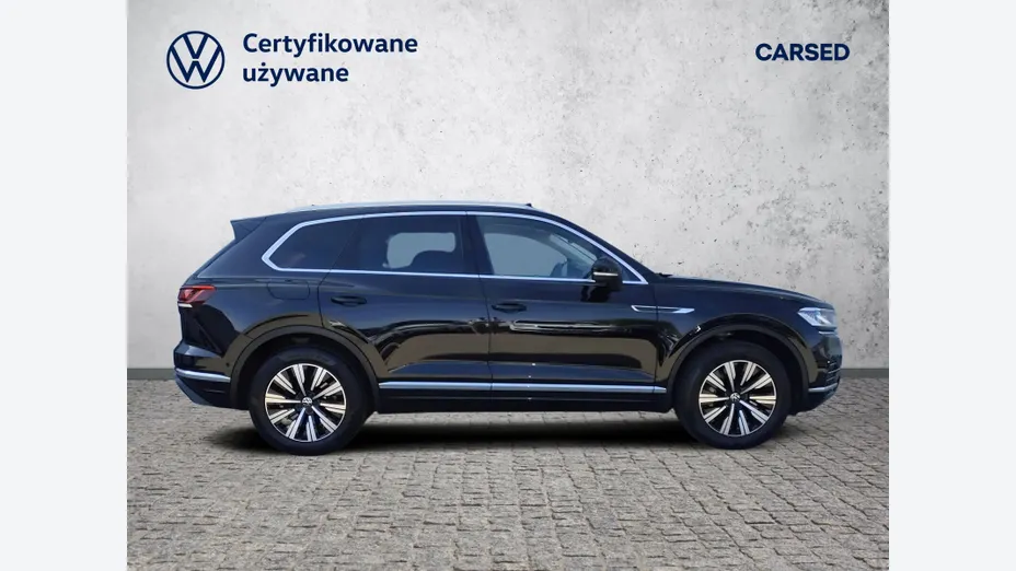 VOLKSWAGEN Touareg -