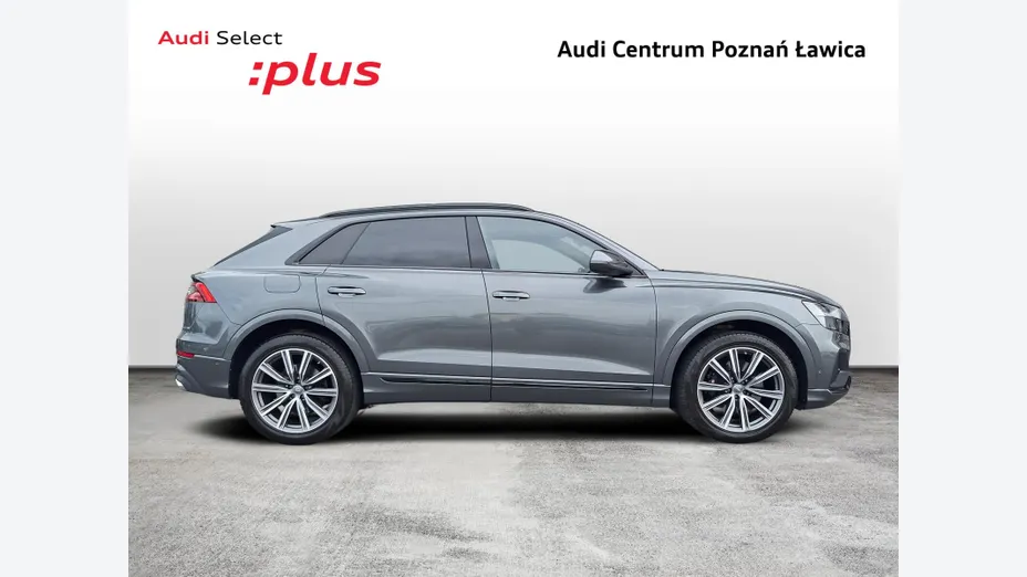 AUDI SQ8 -