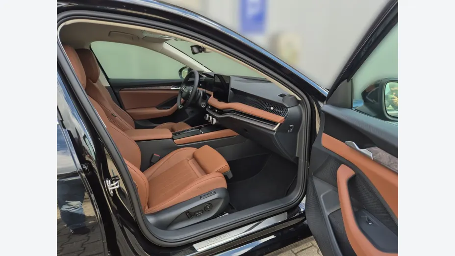 SKODA Superb Superb 2.0 TDI SCR 4x4 L&K DSG Nowy