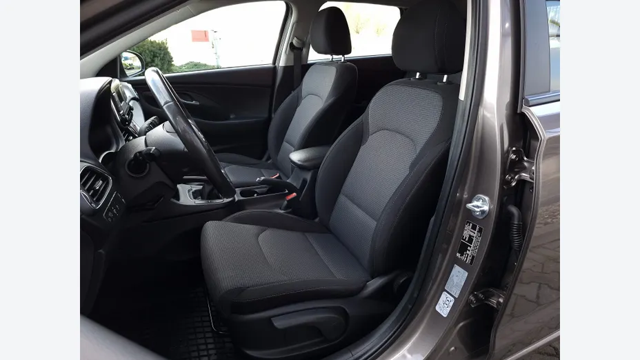 HYUNDAI i30 i30 1.0 T-GDI Modern