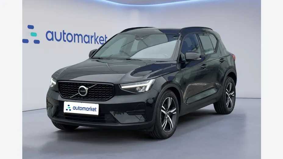 VOLVO XC40 XC40 B3 Plus Dark aut