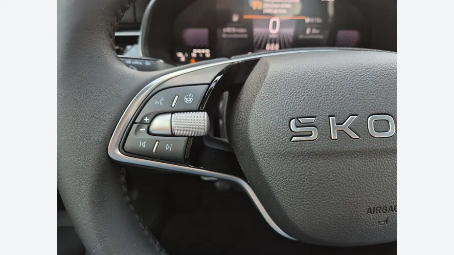 SKODA Kamiq Kamiq 1.0 TSI Drive Nowy