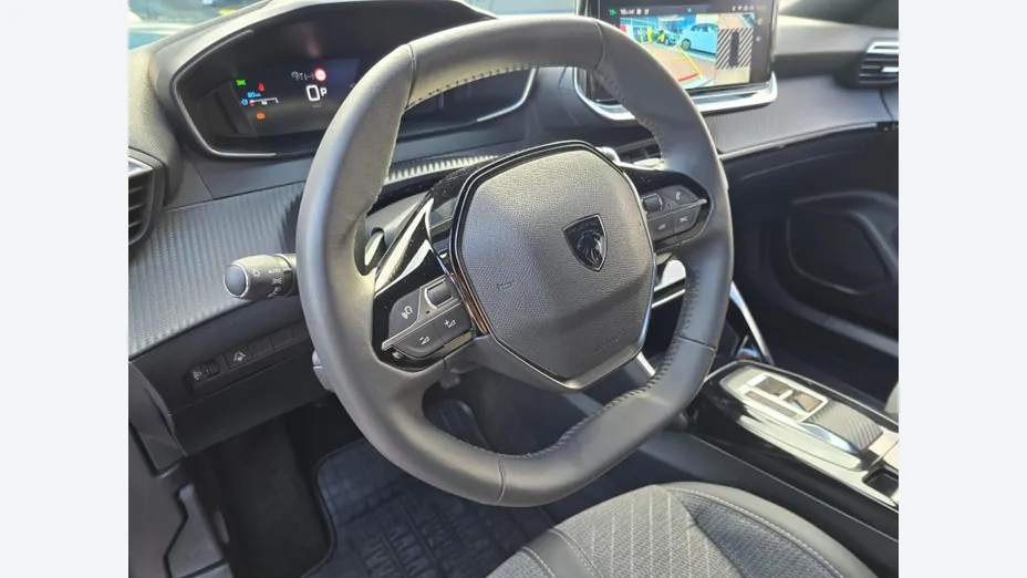 PEUGEOT 2008 2008 PureTech 130 Allure S&S EAT8
