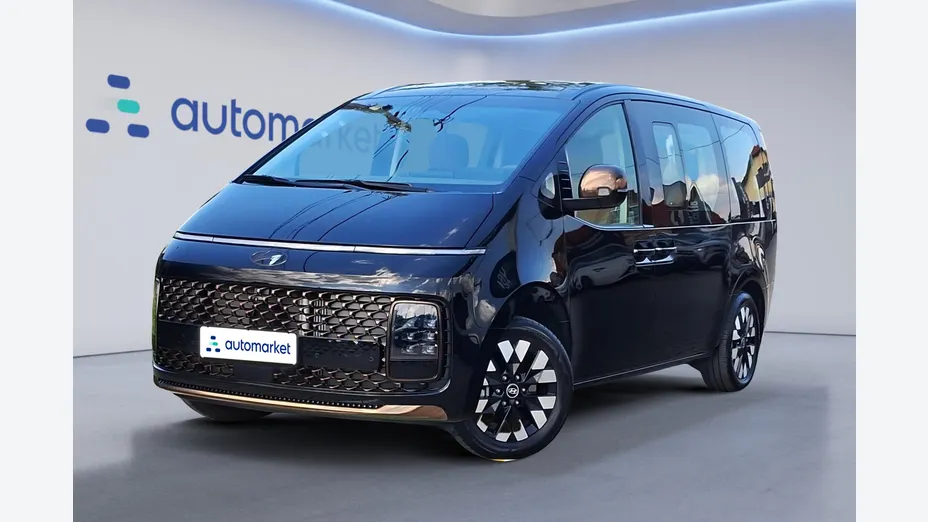HYUNDAI Staria Staria 1.6 T-GDI HEV Luxury aut