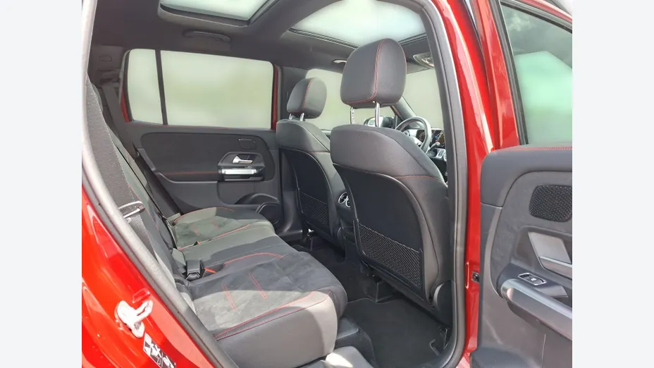 MERCEDES-BENZ GLB GLB 220 mHEV 4-Matic AMG Line 8G-DCT