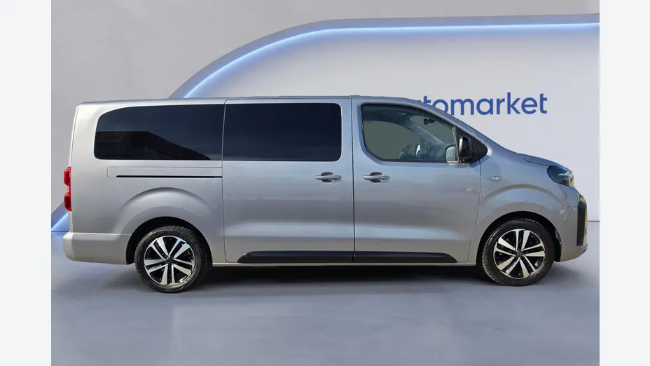 PEUGEOT Traveller Traveller 2.0 BlueHDi Long Business EAT8