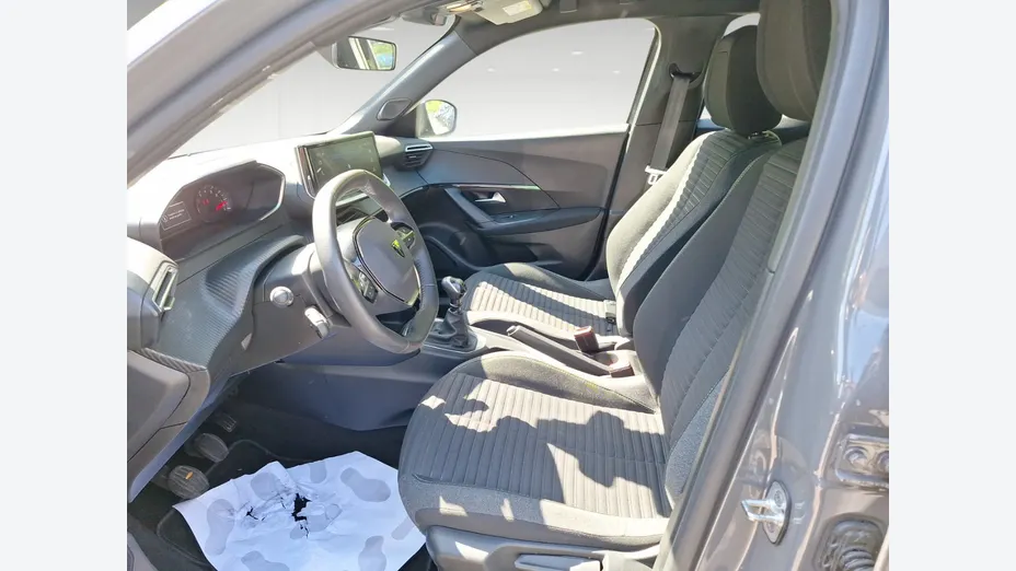 PEUGEOT 2008 -
