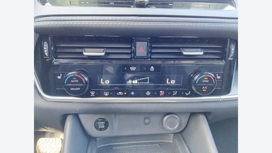 NISSAN Qashqai Qashqai 1.3 DIG-T mHEV N-Connecta Xtronic