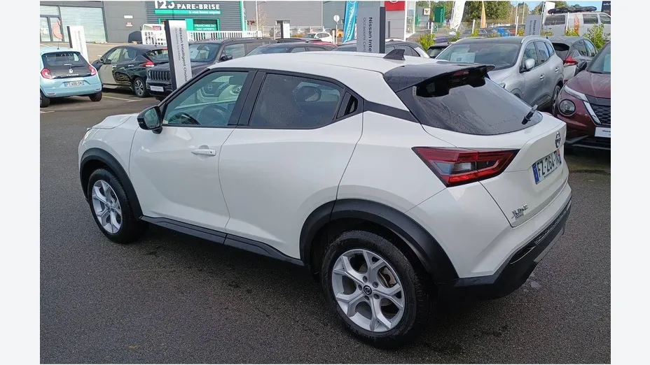 NISSAN Juke -
