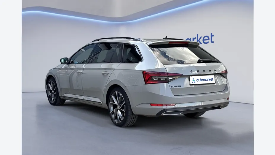 SKODA Superb Superb 2.0 TDI SCR Sportline DSG