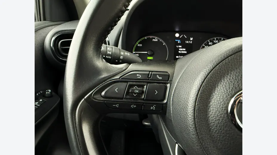 TOYOTA Yaris Yaris Hybrid 1.5 Comfort