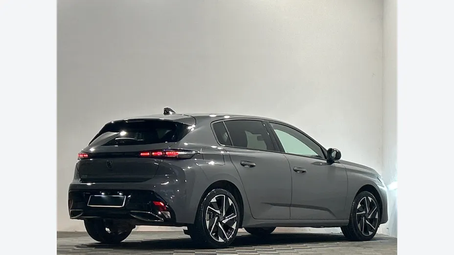 PEUGEOT 308 -