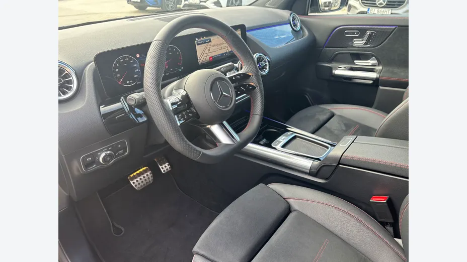 MERCEDES-BENZ GLA GLA 200 mHEV AMG Line 7G-DCT