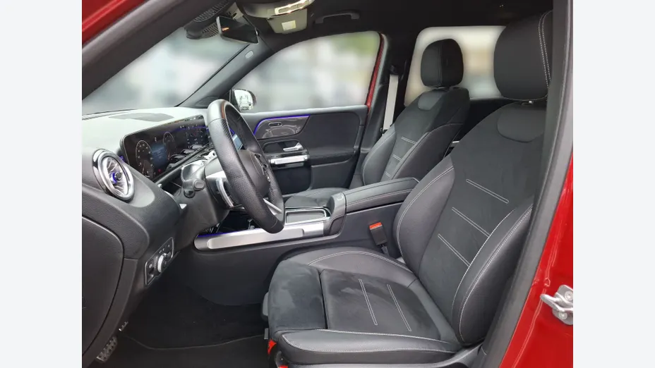 MERCEDES-BENZ GLB GLB 200 mHEV AMG Line 7G-DCT