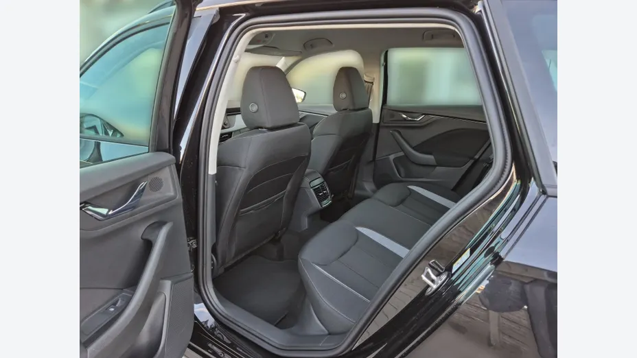 SKODA Kamiq Kamiq 1.5 TSI Drive DSG Nowy