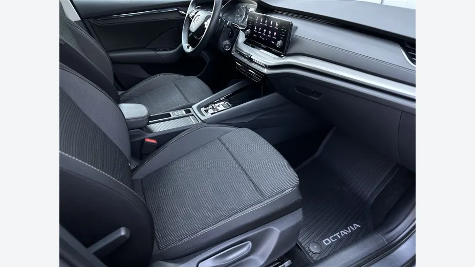 SKODA Octavia Octavia 1.5 TSI e-Tec Ambition DSG