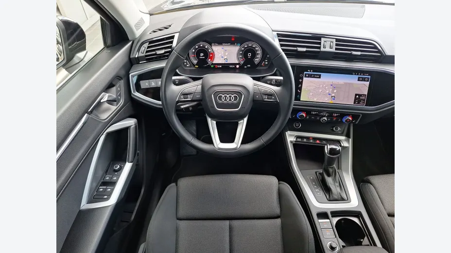 AUDI Q3 Sportback -