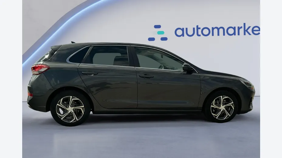HYUNDAI i30 i30 1.0 T-GDI Smart DCT