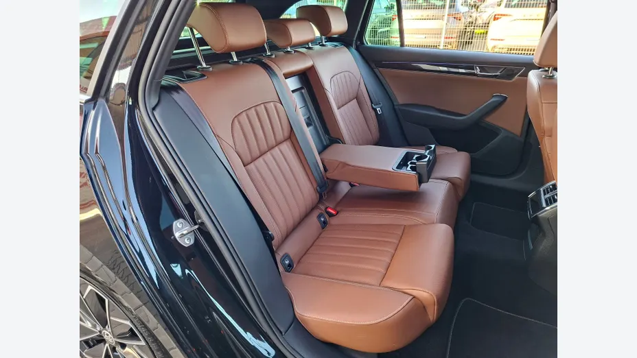 SKODA Superb Superb 2.0 TDI SCR L&K DSG