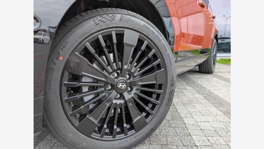 HYUNDAI Santa Fe Santa Fe 1.6 T-GDI HEV Calligraphy 4WD aut 6os.