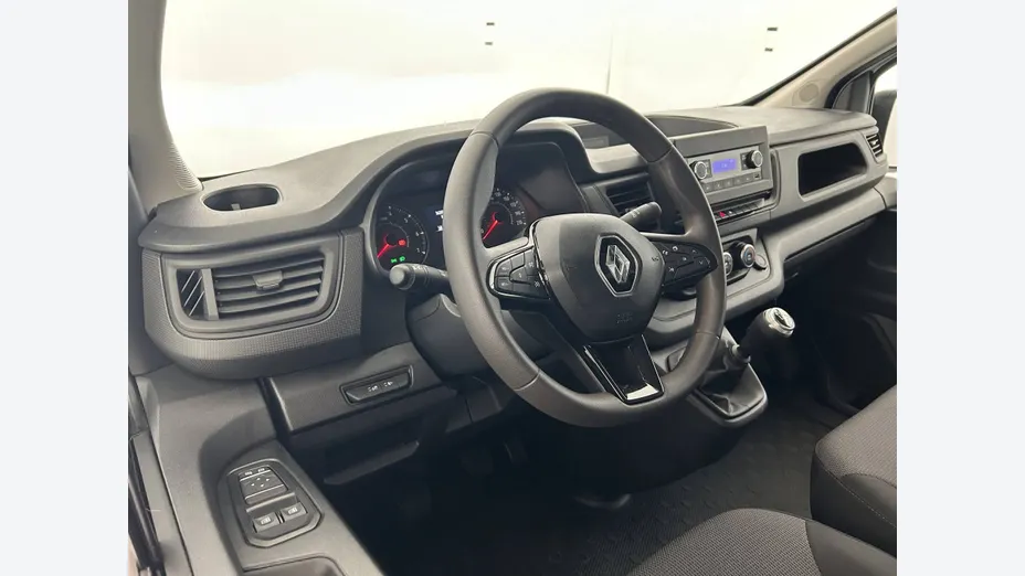 RENAULT Trafic -