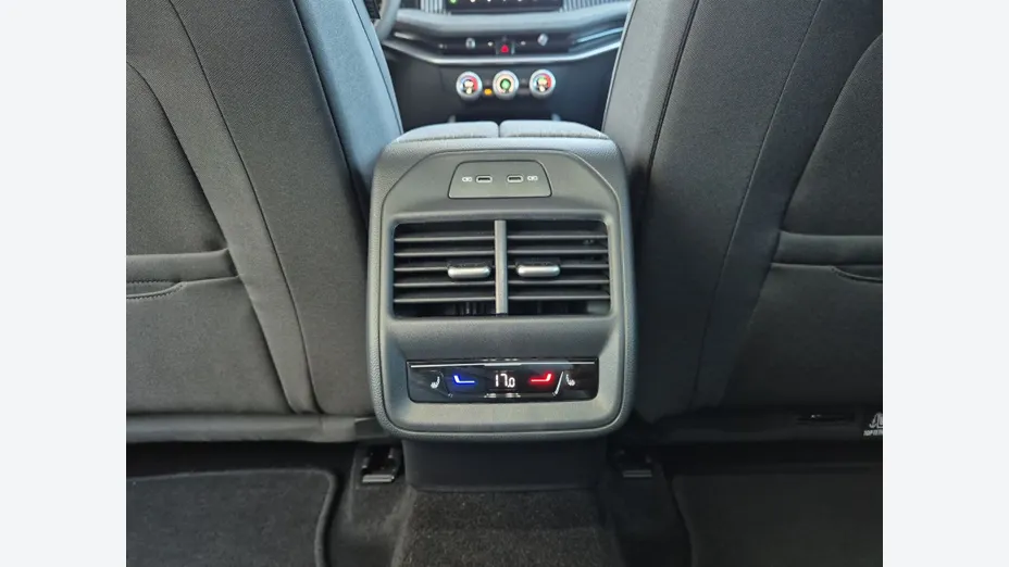 SKODA Superb Superb 2.0 TDI SCR Drive DSG Nowy