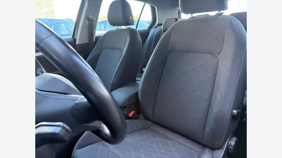 VOLKSWAGEN Golf Golf VIII 2.0 TDI Life