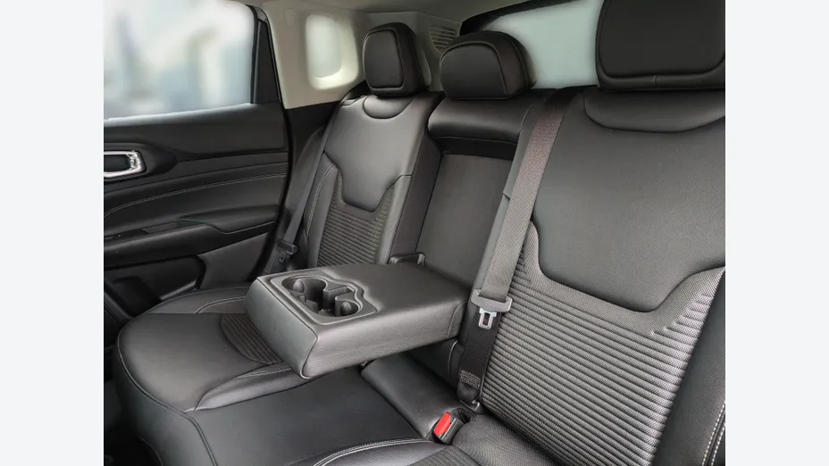 JEEP Compass -