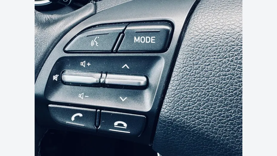 HYUNDAI i30 i30 1.0 T-GDI Modern