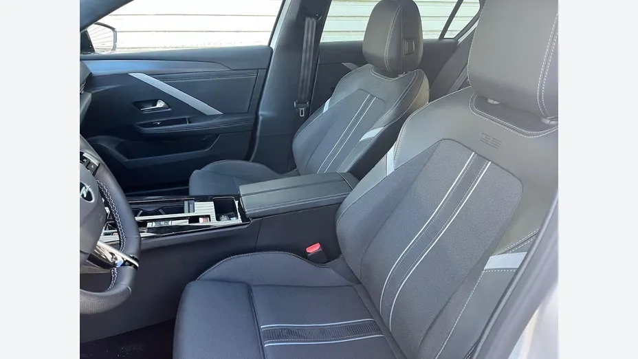 OPEL Astra -