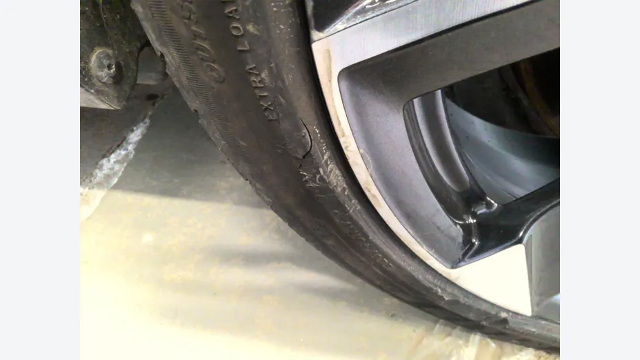 PEUGEOT 308 -