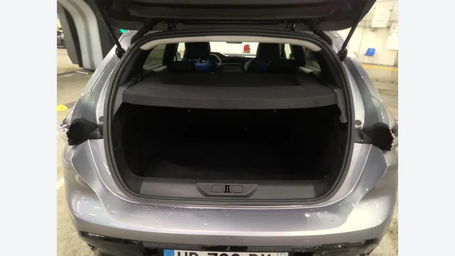 PEUGEOT 308 -