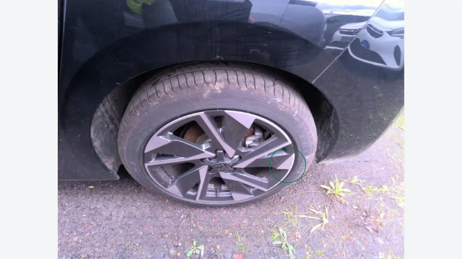 PEUGEOT 308 -
