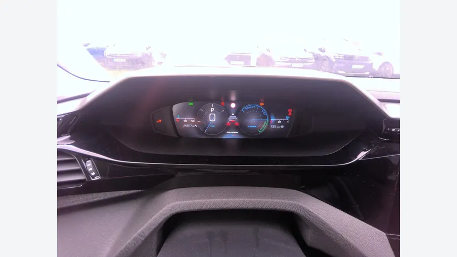 PEUGEOT 308 -