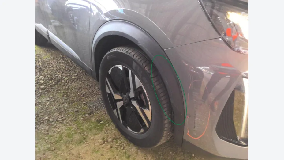 PEUGEOT 2008 -
