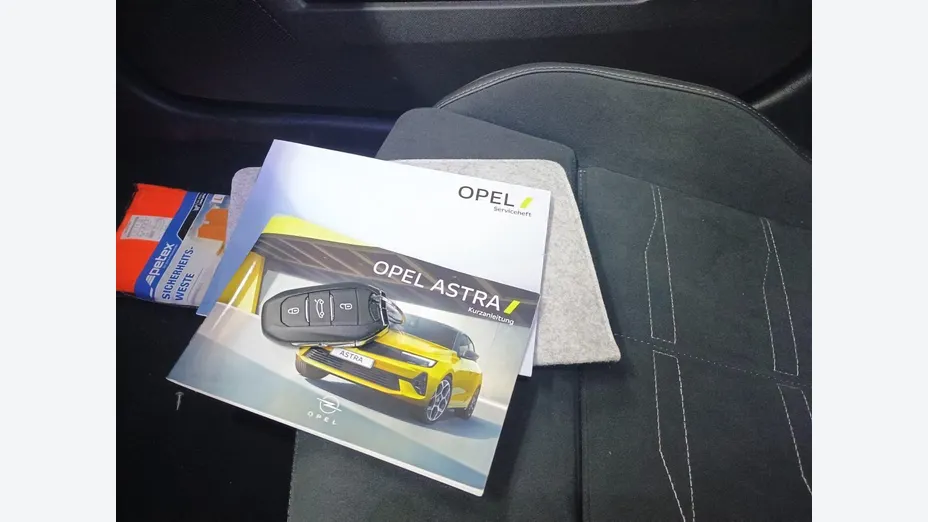 OPEL Astra -