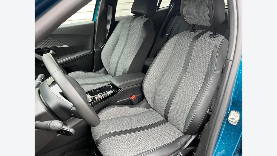 PEUGEOT 2008 -