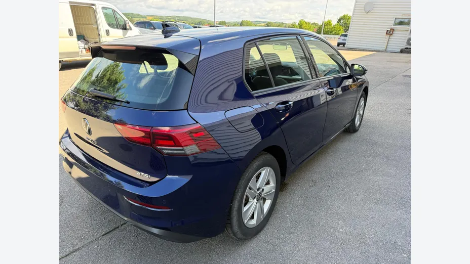 Volkswagen Golf -