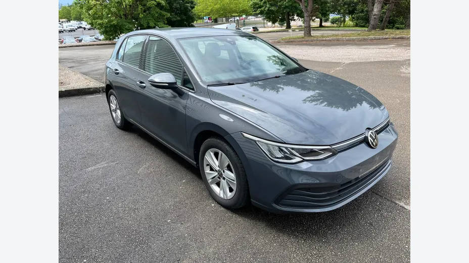 Volkswagen Golf -