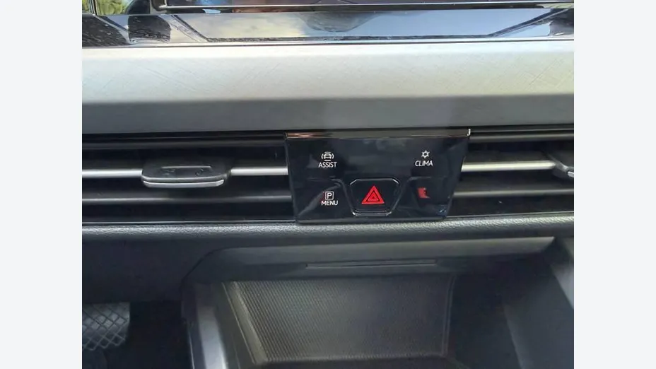 Volkswagen Golf -