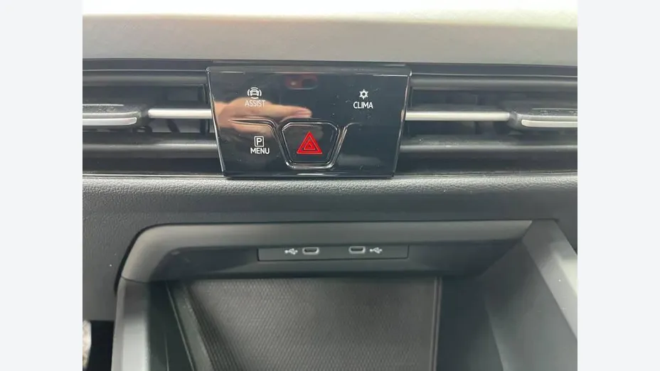 Volkswagen Golf -