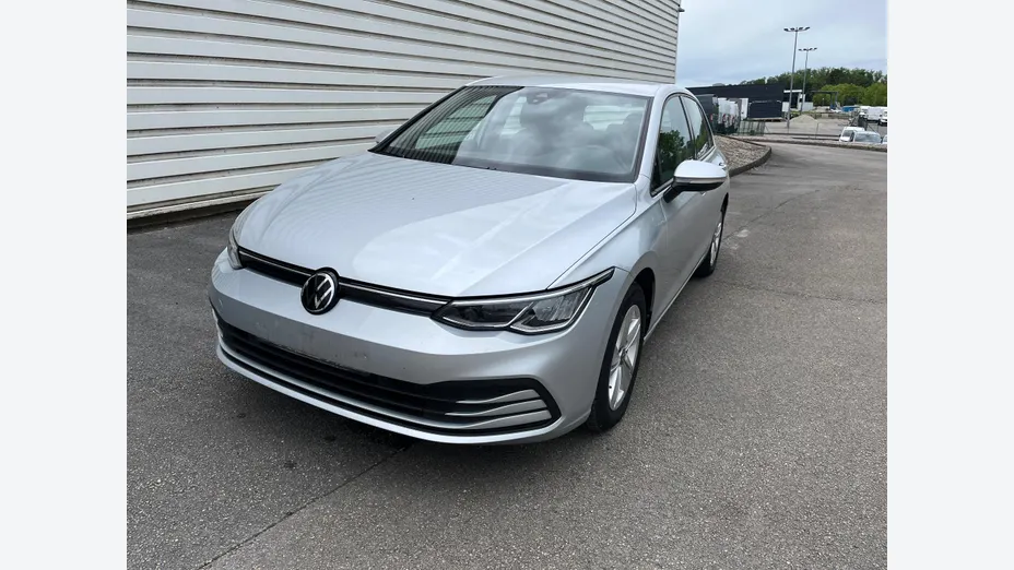 Volkswagen Golf -