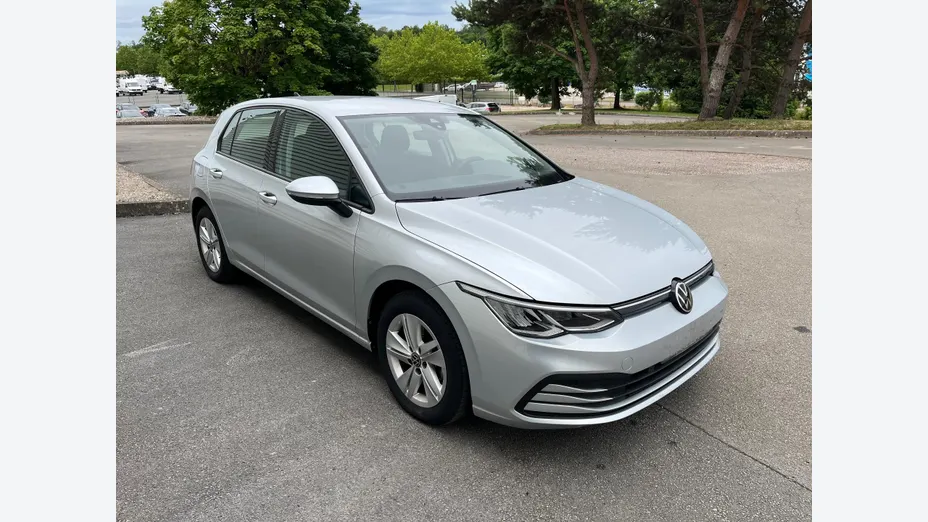 Volkswagen Golf -