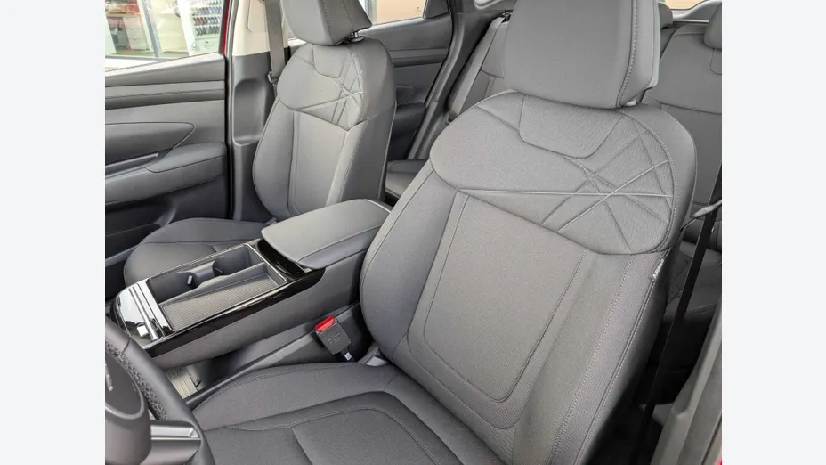 HYUNDAI Tucson Tucson 1.6 T-GDi HEV Modern 2WD aut Nowy