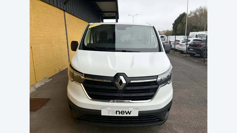 RENAULT Trafic -